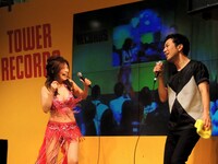 藤井隆による「1-2-3」の即興歌詞には「最近、彼氏とどうなの？」といったきわどいフレーズも。