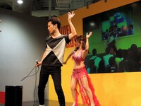 藤井隆＆シルクの“歌唱と表現”コラボ。