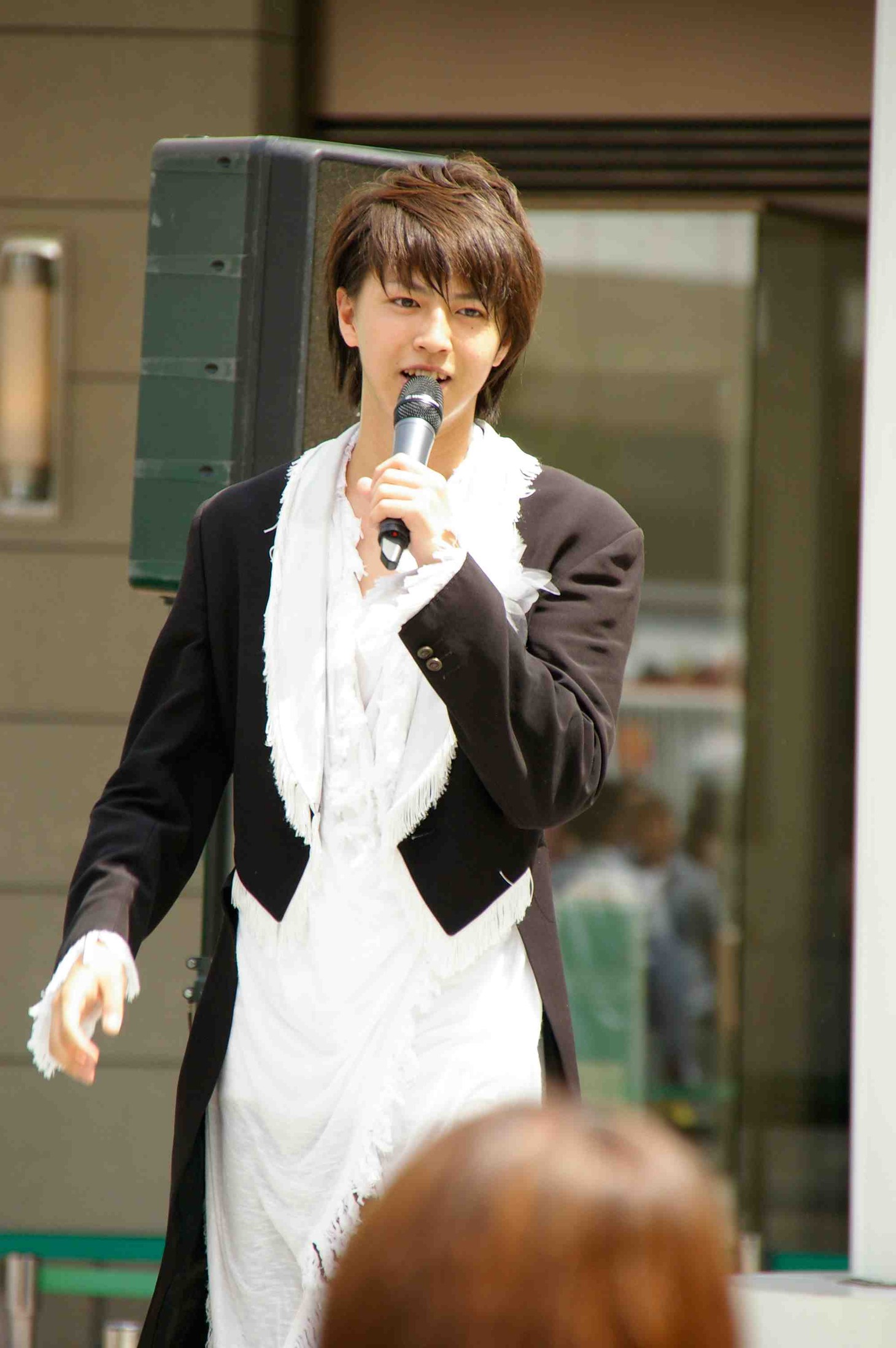 タカシ