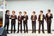 6月8日に神奈川・ラゾーナ川崎プラザ ルーファ広場グランドステージで行われた、超特急4thシングル「Bloody Night」リリースイベントの模様。