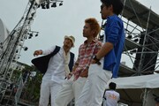 6月9日に「第32回横浜開港祭」のメインステージに登場した逗子三兄弟。