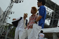 6月9日に「第32回横浜開港祭」のメインステージに登場した逗子三兄弟。