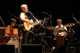 細野晴臣レコ発ツアー大団円、岸田繁&青葉市子もダンス