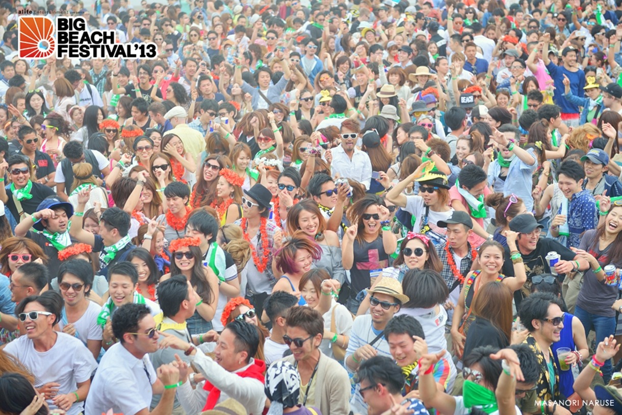 ISLAND STAGEの様子。