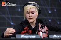 マヤ・ジェーン・コールズ