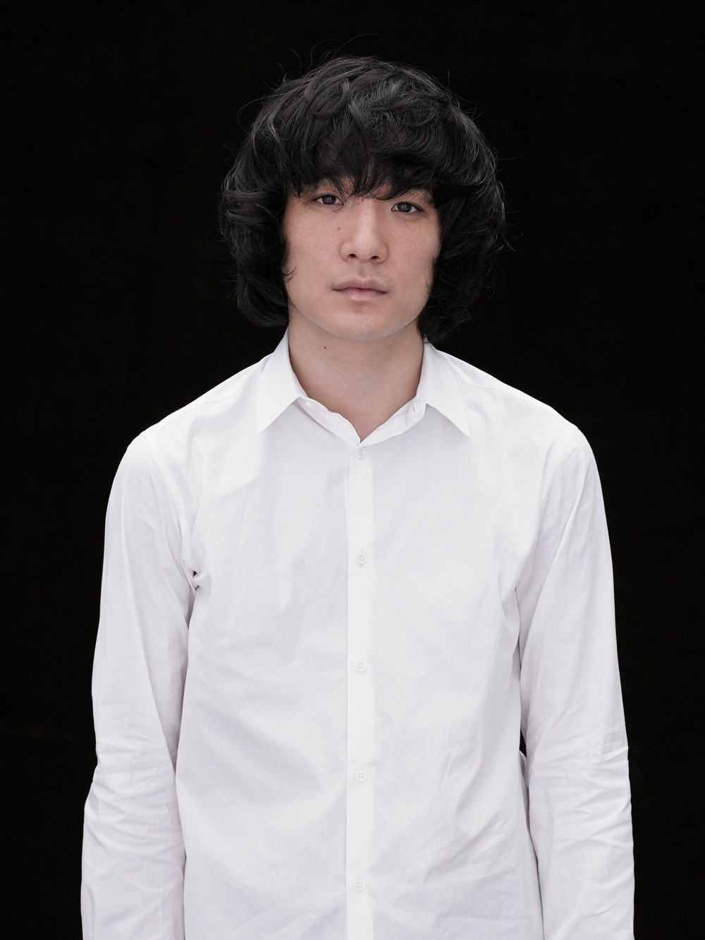 石崎ひゅーい、プラネタリウムライブで名曲カバー - 音楽ナタリー