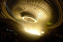 ONE OK ROCKの愛知・日本ガイシホール公演の模様。