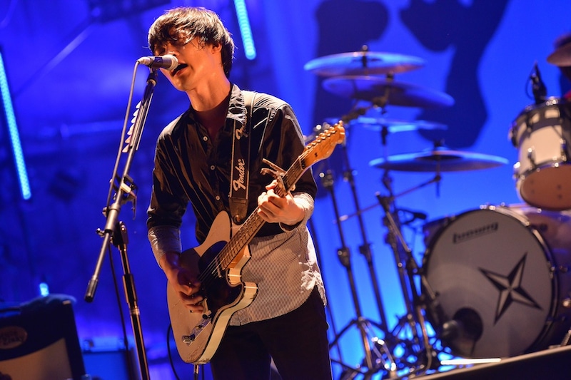 小出祐介（Vo, G）（撮影：古溪一道）