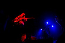 「HaKU“wonderland”Release Tour 2013」渋谷CLUB QUATTRO公演の様子。