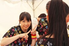 チームしゃちほこ「World Premium Japan Tour 2013 ＠千里セルシー」舞台裏の様子。