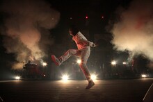 6月16日に福岡・福岡サンパレスで行われた全国ツアー「KREVA CONCERT 2013『SPACE TOUR』」最終公演の模様。