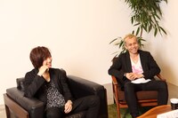 インタビューに答える内藤祐貴夫、松浦奏平（左から）。