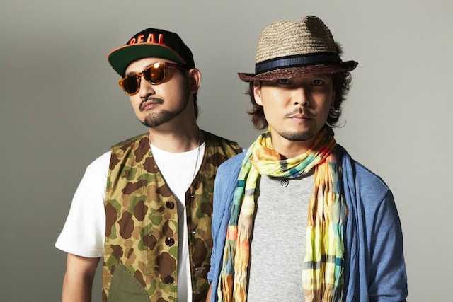 MEGARYU。右がRYUREX。