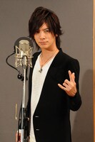 DAIGOの1stシングル「いつも抱きしめて / 無限∞REBIRTH」公開レコーディングの様子。