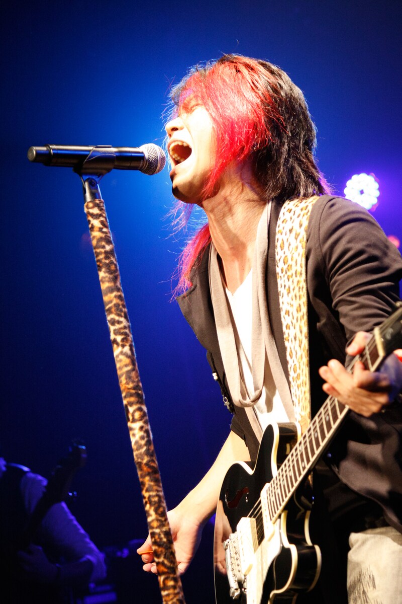 きただにひろし（写真は2012年9月「KITADANI HIROSHI LIVE "Real"」より）