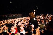 「ずっと好きだったんじゃけぇ～さすらいの麺カタ Perfume FES!!」大阪・Zepp Namba公演でのマキシマム ザ ホルモン。