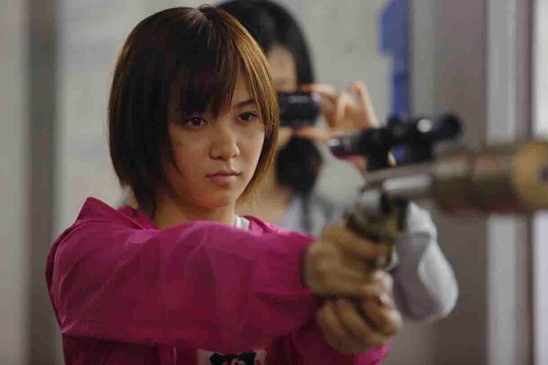 主演の佐藤綾乃。 (c)「讐 ～ADA～」製作委員会