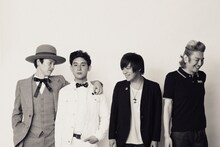 SISTERJET with DOTS+BORDERS