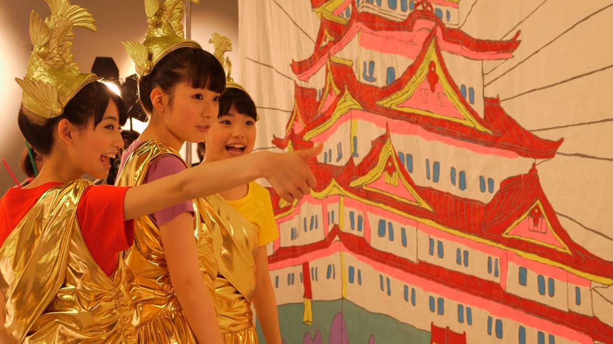 「チームしゃちほこ 日本先行独占スペシャル」より。