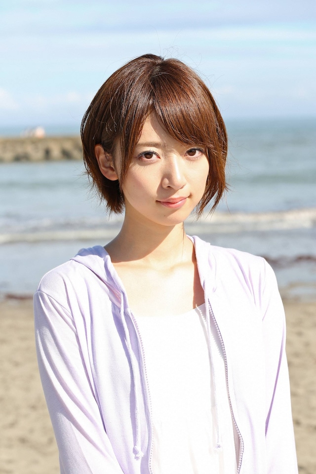 「SUMMER NUDE」撮影中の橋本奈々未。 (c)フジテレビ