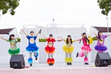 チームしゃちほこ「World Premium Japan Tour 2013 ＠名古屋港」の様子。