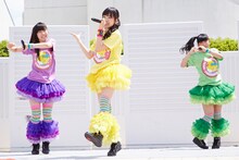 チームしゃちほこ「World Premium Japan Tour 2013 ＠名古屋港」の様子。