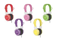 抽選で500名にプレゼントされるヘッドフォン。