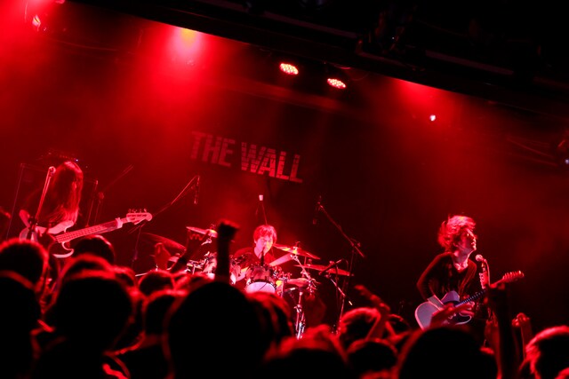 「凛として時雨 TOUR 2013 "Dear Perfect" 」台湾・THE WALL台北公演の様子。（撮影：西槙太一）