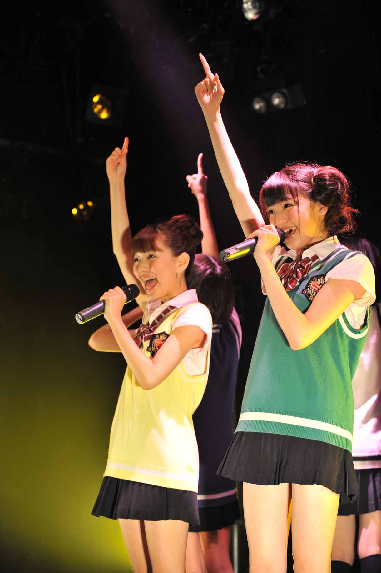 岡美咲 - 夢アド岡美咲、卒業公演で涙「たくさんの愛をありがとう