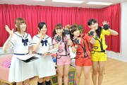 「生のアイドルが好き」番組配信中の様子。