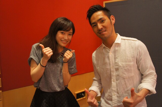 高橋愛（写真左）と中孝介（右）。