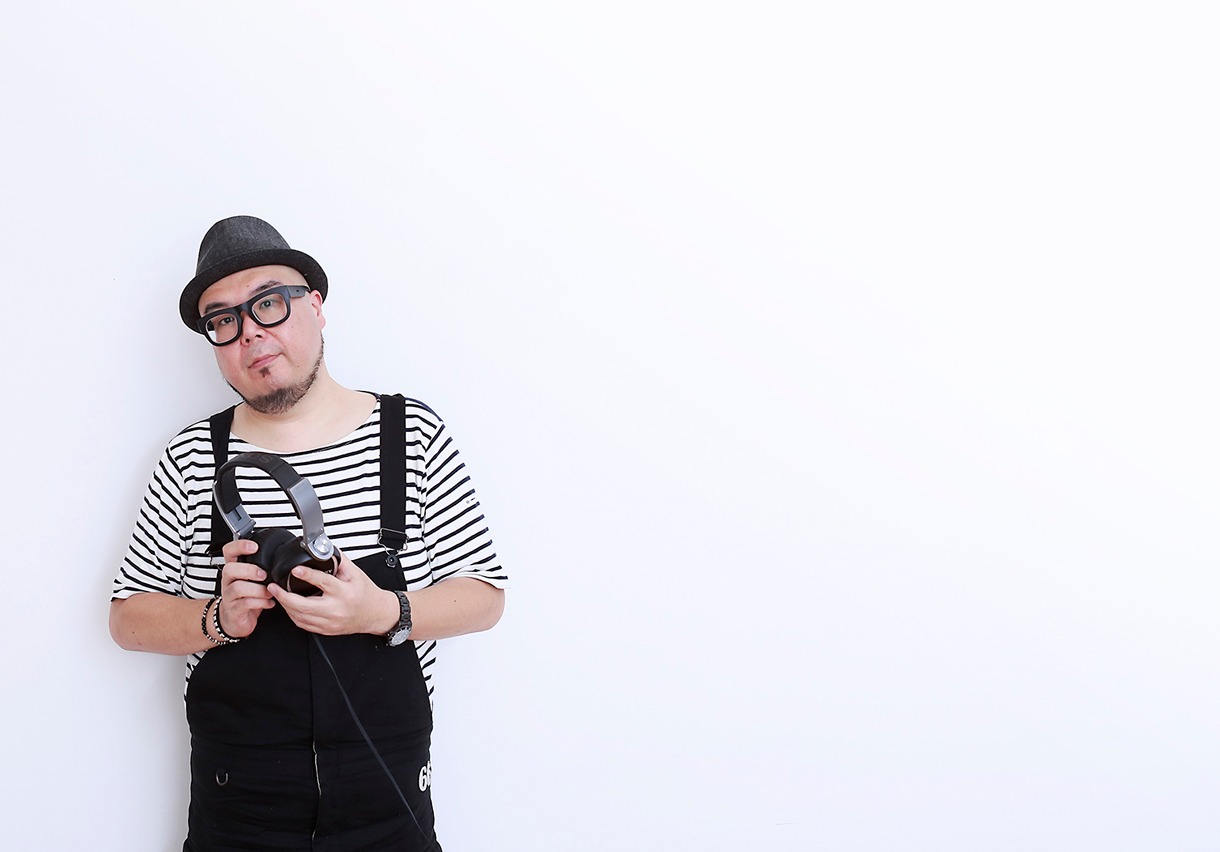ナタリーPower Pushでは、ソニーのヘッドフォンEXTRA BASSシリーズの魅力を田中知之（FPM）が語るインタビューを公開中。