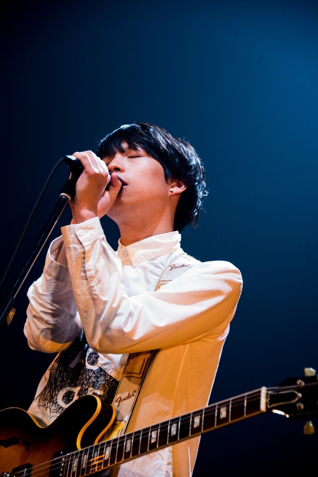 尾崎世界観（Vo, G）