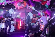 「MTV Making The Video:MAN WITH A MISSION "Mash UP the DJ!" Special Movie」のワンシーン。