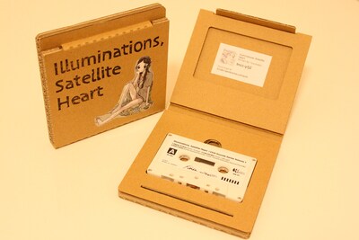 「Illuminations, Satellite Heart / Chill Sounds Series Volume 1」カセットテープ仕様