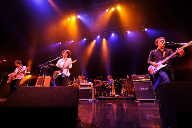 6月28日に東京・Zepp Tokyoで行われた「GRAPEVINE TOUR 2013」の模様。（撮影：久保憲司）