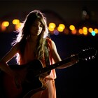 片平里菜、地元愛が詰まった「Come Back Home」PV完成