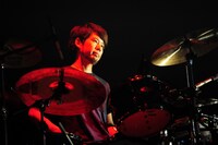 ASIAN KUNG-FU GENERATION （Photo by TEPPEI）