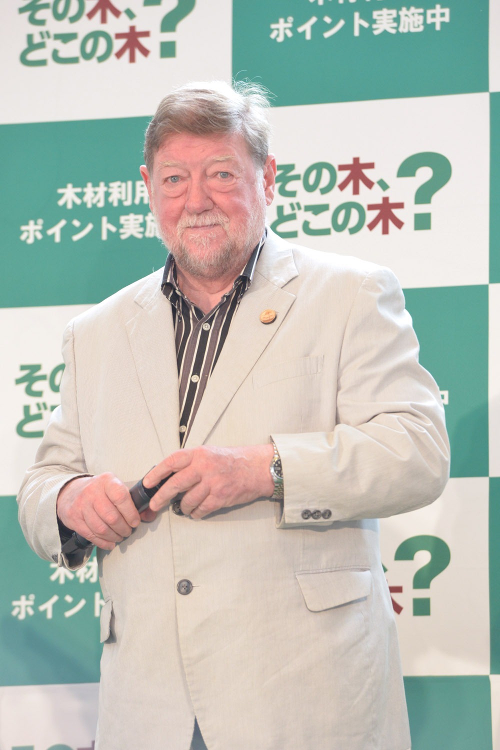 C.W.ニコル