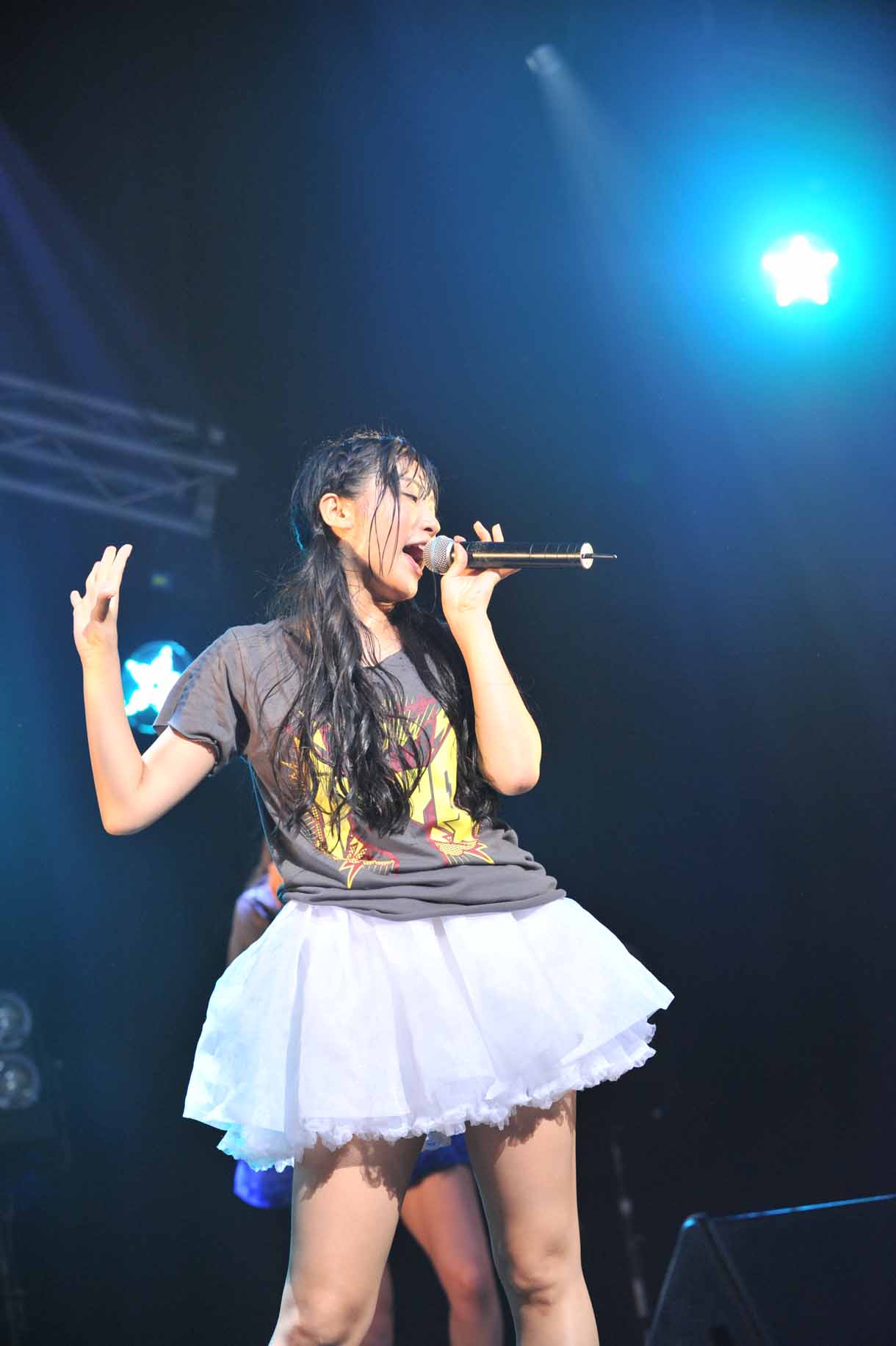 根岸愛