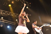 根岸愛と安野勇太。