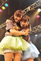 槙田紗子と増井みお。