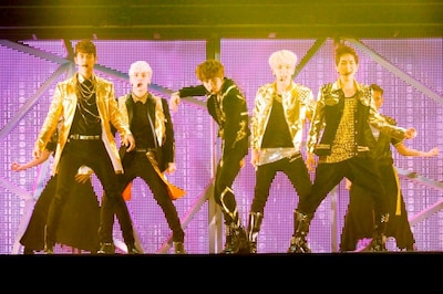 「JAPAN ARENA TOUR SHINee WORLD 2013～Boys Meet U」さいたまスーパアリーナ公演の様子。