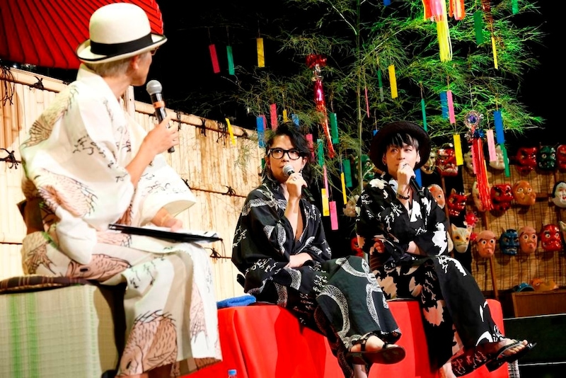 「VAMPS『AHEAD / REPLAY』発売記念～夏だ！浴衣だ！七夕祭り!!～」の様子。（撮影：田中和子）