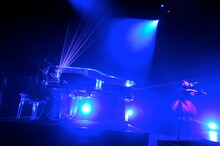 BABYMETAL「LEGEND "1999" YUIMETAL & MOAMETAL 聖誕祭」の模様。 （Photo by Taku Fujii）