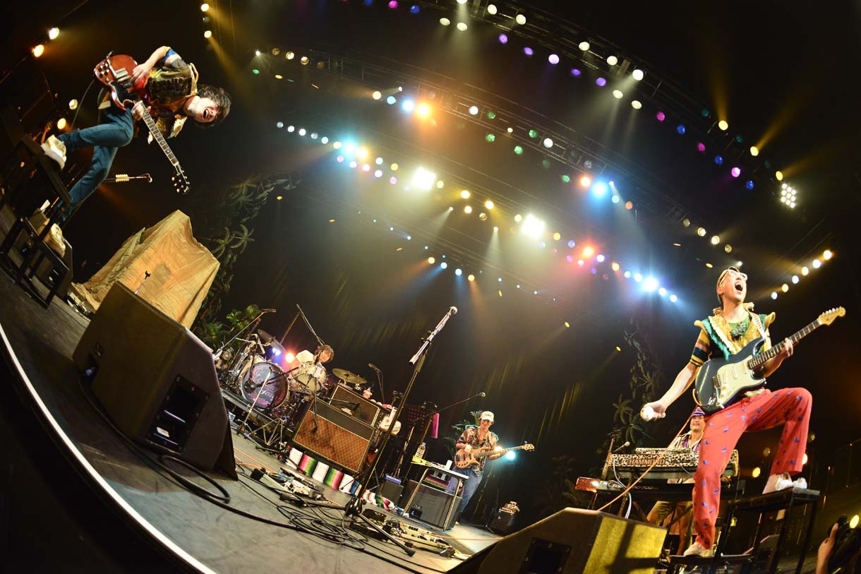 「ハナレグミ・So many tears のどこまでいくの180分」の模様。