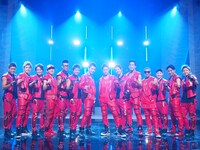 EXILE TRIBE「BURNING UP」のオフショット。