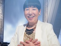 和田アキ子「今でもあなた」のオフショット。