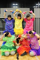 「チームしゃちほこのオールナイトニッポンR」収録を終えたチームしゃちほこの6人。