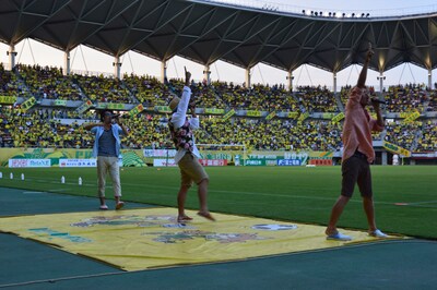 ジェフユナイテッド市原・千葉×ガンバ大阪の試合での逗子三兄弟。